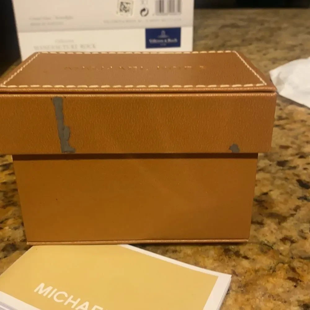 Michael Kors Tan Leather Box 2 Watch Links Silver